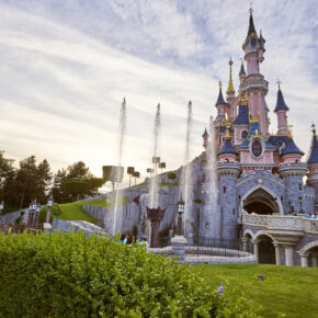 Disneyland® Paris Gutschein: 2 Tage im tollen Hotel mit Frühstück & Tageseintritt nur 119€