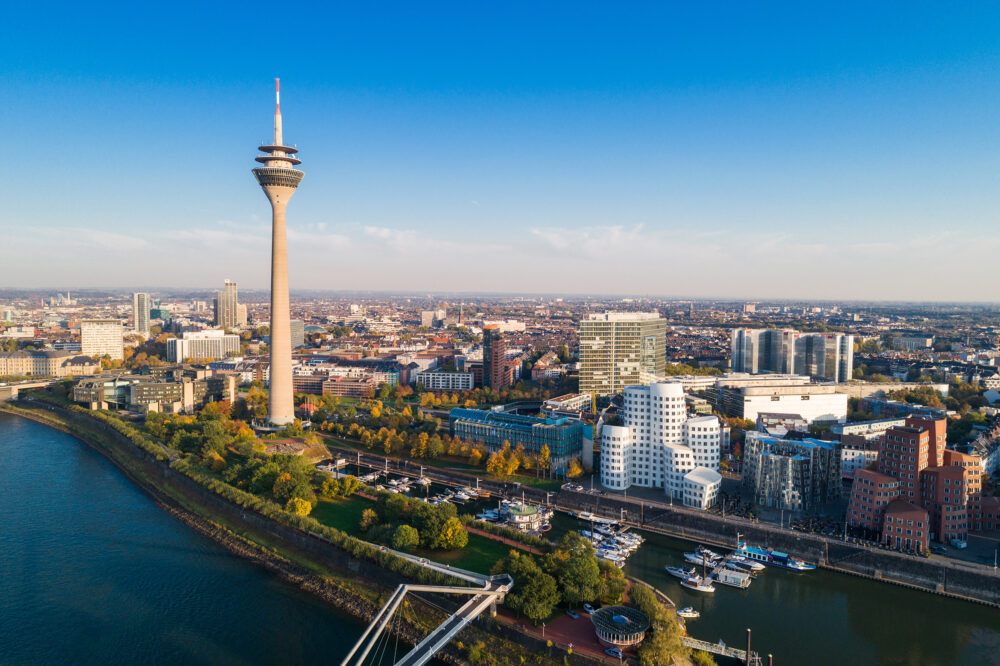 Duesseldorf Medien Hafen