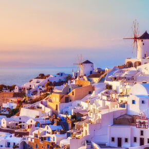 In der griechischen Sonne: 7 Tage Santorini im TOP 3* Hotel mit Frühstück, Flug, Transfer & Zug nur 484€ In der griechischen Sonne: 7 Tage Santorini im TOP 3* Hotel mit Frühstück, Flug, Transfer & Zug nur 484€
