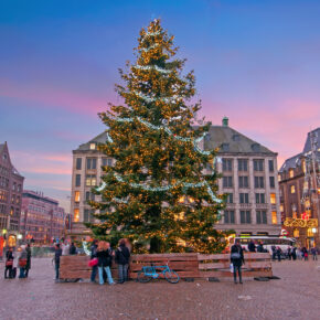 Zauberhafte Weihnachtszeit in Amsterdam: 3 Tage im zentralen 5* Marriott Hotel inkl. Frühstück & Extras nur 184€