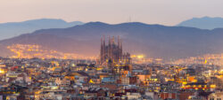 Kurztrip nach Barcelona: 3 Tage ins TOP 4* Hotel mit Frühstück & Flug ab 193€
