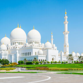 Familienurlaub: 7 Tage Abu Dhabi im TOP 4* Hotel mit Frühstück, Flug, Transfer & Zug nur 319€ Familienurlaub: 7 Tage Abu Dhabi im TOP 4* Hotel mit Frühstück, Flug, Transfer & Zug nur 319€
