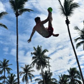 Slip N Fly Koh Phangan: Der spektakulärste Flug Eures Lebens Slip N Fly Koh Phangan: Der spektakulärste Flug Eures Lebens