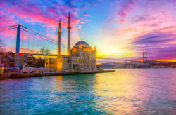 Istanbul erleben: 4 Tage im TOP 4* Hotel inkl. Frühstück, Flug, Extras & Transfer NUR 31...