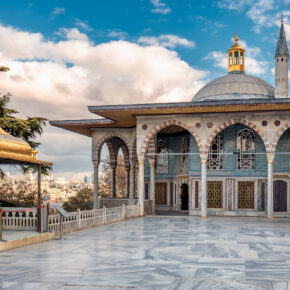 Langes Wochenende in Istanbul: 4 Tage im TOP 4* Hotel mit Frühstück, Flug & Gepäck nur 154€ Langes Wochenende in Istanbul: 4 Tage im TOP 4* Hotel mit Frühstück, Flug & Gepäck nur 154€