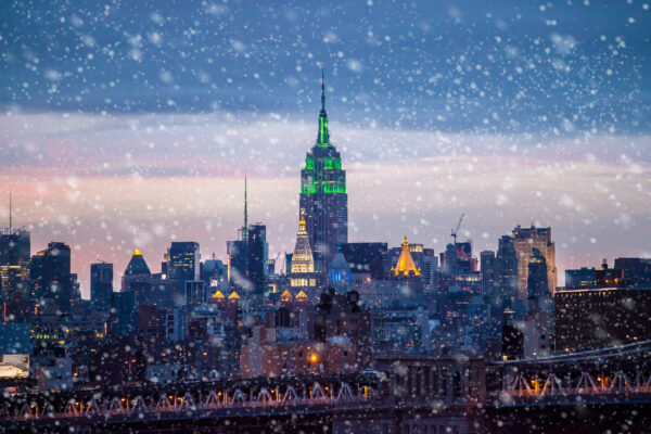 USA New York Schneeflocken Skyline