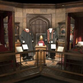 Harry Potter™: The Exhibition erleben: 2 Tage Potsdam mit TOP 4* Hotel, Frühstück & Ticket ab 60€ Harry Potter™: The Exhibition erleben: 2 Tage Potsdam mit TOP 4* Hotel, Frühstück & Ticket ab 60€