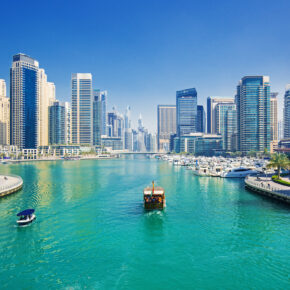 Rundreise: 7 Tage Abu Dhabi, Dubai & Ras Al Khaimah mit 4* Hotels, Frühstück, Flug, Transfer & Zug nur 349€