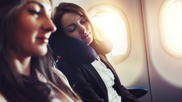 Tipps gegen Jetlag Übelkeit