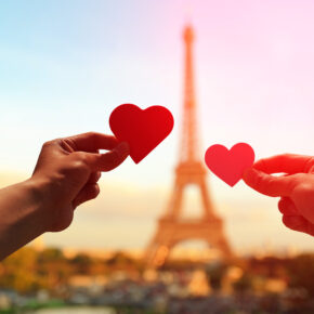 Valentinstag in Paris: 2 Tage im tollen 3* Hotel mit Eurem Liebling für 55€