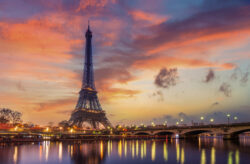 Perfekter Kurztrip nach Paris: Gutschein für 2 Tage im luxuriösen 4* Hotel mit Frühstück exkl...