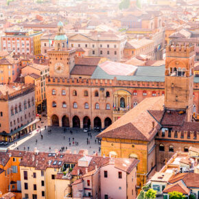 Wochenende in Bologna: 3 Tage Italia im 4* Hotel mit Frühstück & Flug nur 105€ Wochenende in Bologna: 3 Tage Italia im 4* Hotel mit Frühstück & Flug nur 105€