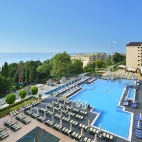 Frühbucher Bulgarien: 8 Tage Goldstrand im 5* Hotel mit All Inclusive, Flug, Transfer & Zug nur 343€ Frühbucher Bulgarien: 8 Tage Goldstrand im 5* Hotel mit All Inclusive, Flug, Transfer & Zug nur 343€