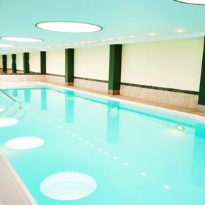Open Sky Spa Innenpool