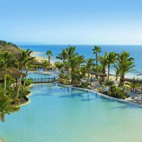 Black Week: 8 Tage auf Fuerteventura im 4* Hotel mit All Inclusive, Flug, Transfer & Zug nur 599€