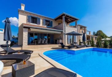 Kroatien: 8 Tage mit Freunden in eigener Villa mit Infinity-Pool ab 280€ p.P.