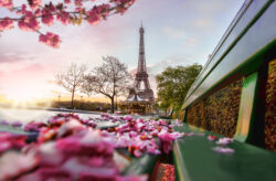 Die Stadt der Liebe: Kurztrip für 2 Tage nach Paris inkl. gutem Hotel nur 20€