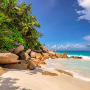 Urlaub im Paradies: 8 Tage Seychellen mit TOP Guesthouse & Flug für 778€