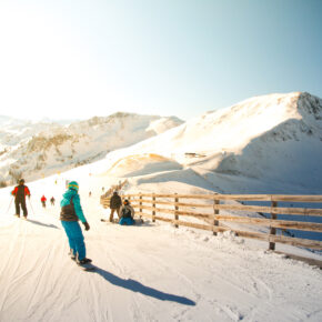 Packliste für den Skiurlaub: Die wichtigsten Utensilien auf einen Blick