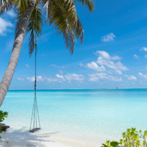 Malediven-Luxus: 10 Tage im TOP 5* Resort mit Water Villa, All Inclusive, Flug & Wasserflugzeug-Transfer ab 2.310€