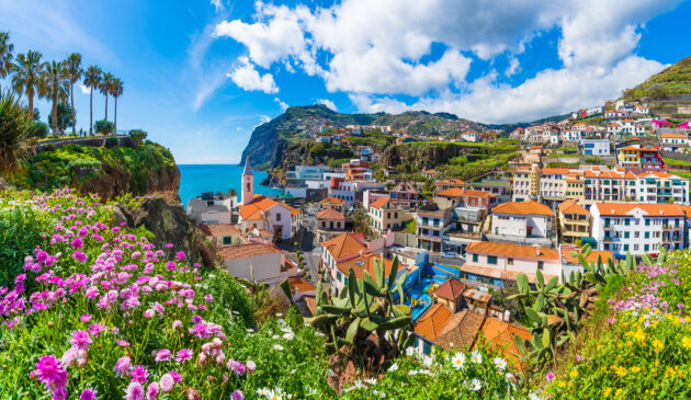 Portugal Madeira Stadt Haeuser