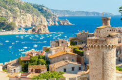 Herbst in Spanien: 7 Tage Costa Brava im tollen 3* Hotel inkl. Flug nur 199€