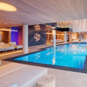 Luxuriöser Südtirol-Kurztrip: 3 Tage Relaxen im TOP 4* Wellnessresort mit All Inclusive & Extras ab 298€ Luxuriöser Südtirol-Kurztrip: 3 Tage Relaxen im TOP 4* Wellnessresort mit All Inclusive & Extras ab 298€