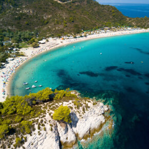 Griechenland: 7 Tage Chalkidiki im 4* Hotel mit Halbpension, Flug & Transfer nur 315€