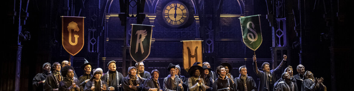 Harry Potter und das verwunschene Kind: Tickets für das Stück in Hamburg mit Hotel & Frühstück ab 179€ Harry Potter und das verwunschene Kind: Tickets für das Stück in Hamburg mit Hotel & Frühstück ab 179€