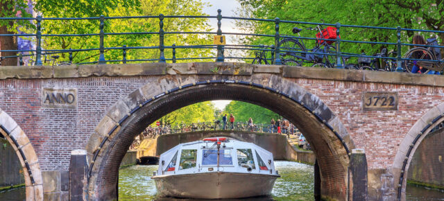 Auf nach Amsterdam: 2 Tage im TOP 4* Hotel mit Frühstück für 60€