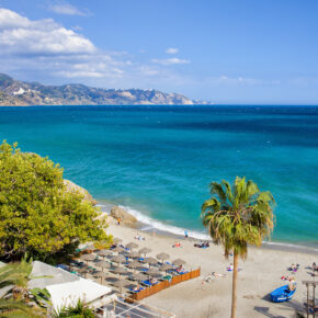 Last Minute nach Spanien: 8 Tage Costa del Sol im 4* Hotel mit Frühstück & Flug für nur 374€