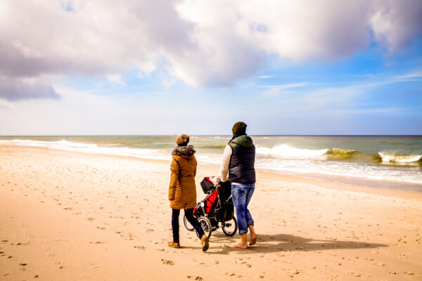 Deutschland Sylt Strand Familie