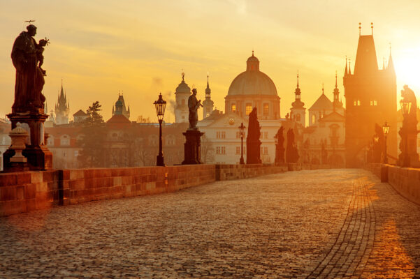 Prag Charles Bridge Sunrise