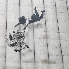 Banksy Werke: An diesen Orten in Deutschland & der Welt findet Ihr die berühmte Street Art