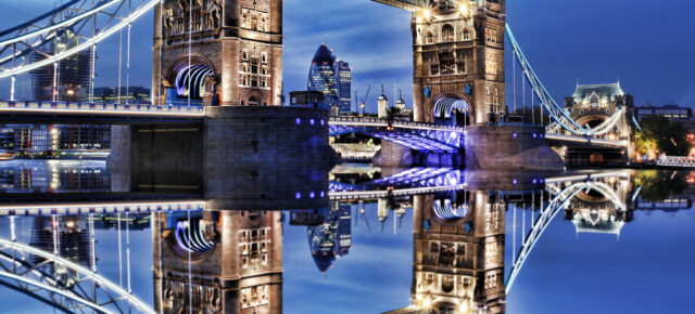 London im Winter: 3 Tage mit Travelodge Hotel & Flug für NUR 77€