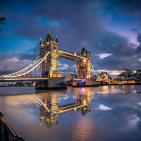 Großbritannien Tower Bridge Thames Reflexion