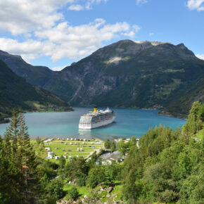 Norwegische Fjorde: 8 Tage Kreuzfahrt mit Costa Firenze inkl. Vollpension & Tischgetränkepaket nur 869€