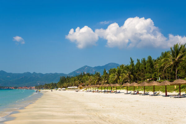 Vietnam Doc Let Beach