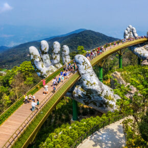 Vietnam Goldene Brücke