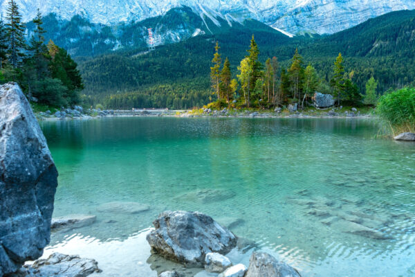 Deutschland Bayern Eibsee Steine