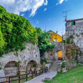 Kroatien Porec Stadtmauer