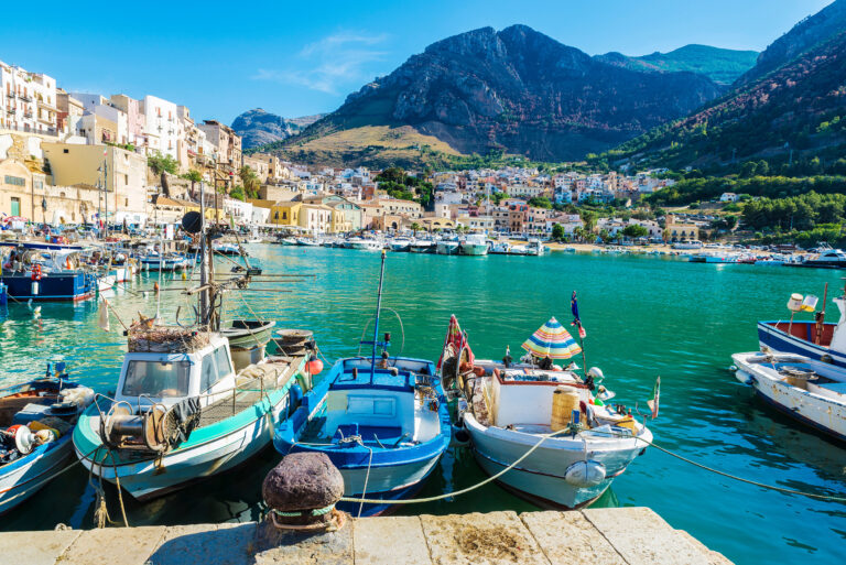 Sizilien Hafen Castellammare