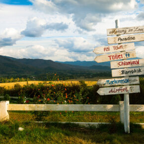 Von Chiang Mai nach Pai: Tipps für einen kurvenreichen Roadtrip Von Chiang Mai nach Pai: Tipps für einen kurvenreichen Roadtrip