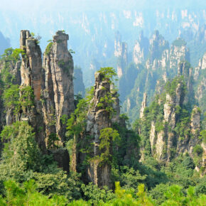 Abenteuerreise durch China: 9 Tage Changsha & Avatar-Berge mit 3* Hotels, Direktflug & Zug nur 498€ Abenteuerreise durch China: 9 Tage Changsha & Avatar-Berge mit 3* Hotels, Direktflug & Zug nur 498€