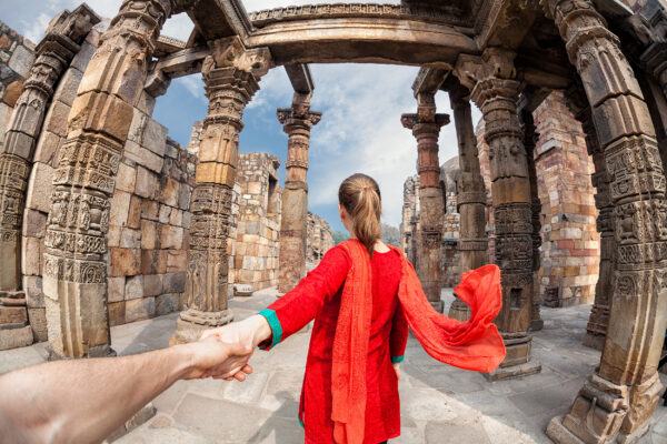 Indien Backpacking Qutub Minar Tower Frau