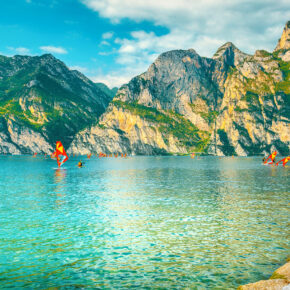 Ab nach Italien: 10 Tage PKW-Rundreise zum Comer See, Gardasee & an die Adria mit 3* Hotels mit Halbpension nur 278€