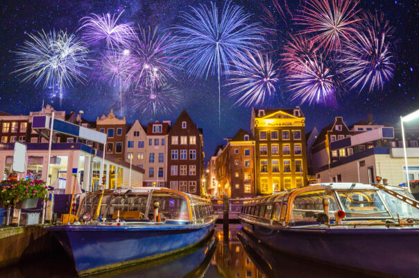 Niederlande Amsterdam Silvester Feuerwerk