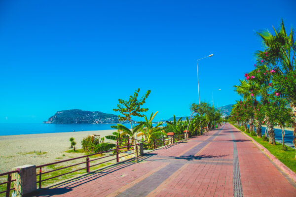 Tuerkei Alanya Strand Meer Weg