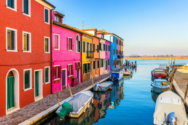 Italien Venedig Burano Bunte Häuser Kanal