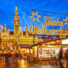 Österreich Wien Traditioneller Weihnachtsmarkt